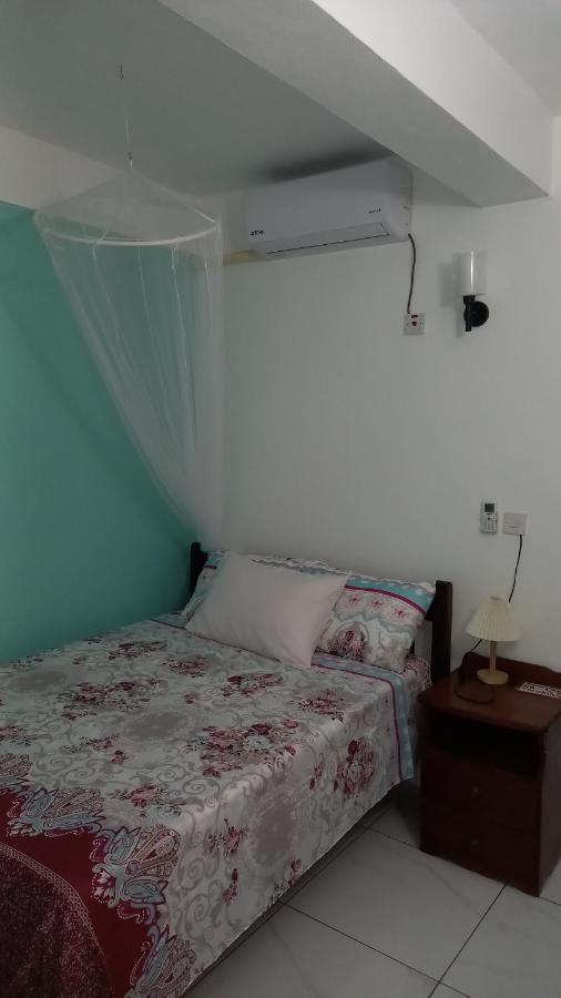 Апартаменты Cozy Vacation Retreat With Free Parking Розо Экстерьер фото